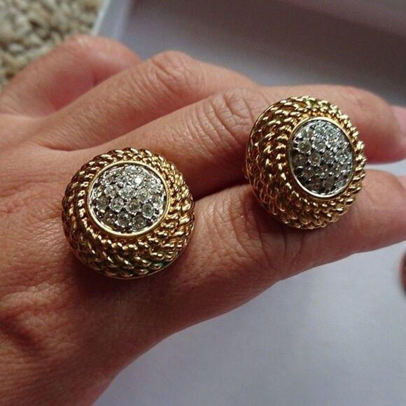 Gold tone Swarovski CLIP-ON earrings - Picture 5 of 6